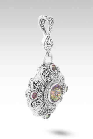 I Believe in Miracles Pendant™ in Northern Lights™ Mystic Quartz & Bali Sunrise™ Mystic Topaz