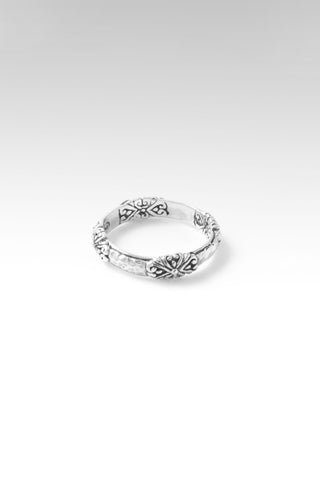 Epiphany Midi Ring™ in Janyl Adair