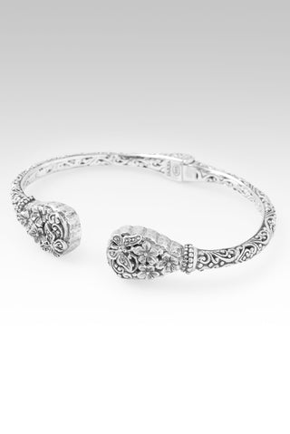 Been Set Free Tip-to-Tip Bracelet™ in Frangipani & Butterfly 6.25