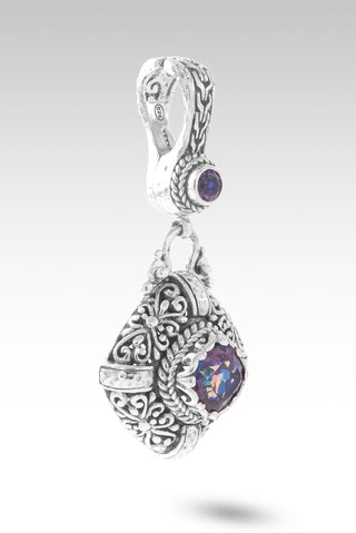 Troubles Humble Me Pendant™ in Chatty™ Mystic Quartz & Talkative™ Mystic Topaz