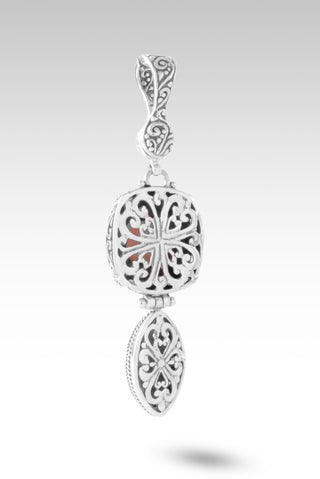 Watch What He Can Do Pendant™ in Red Spiny Oyster & Orange Spiny Oyster