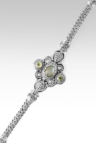 Impossible IS Possible Bracelet™ in Vesuvianite Mother of Pearl Quartz & Peridot 6.5 - 7.25