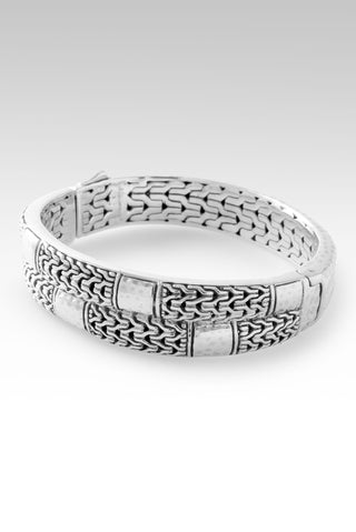 STERLING SILVER CHAINLINK & HAMMERED OVAL BANGLE WITH PUSH BUTTON INSERTION & RETENTION HINGE™ Chainlink / 6.5