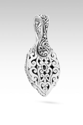 Good Vibes Pendant™ in Perfect Luck™ Mystic Quartz