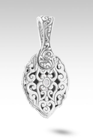 Good Vibes Pendant™ in White Quartz