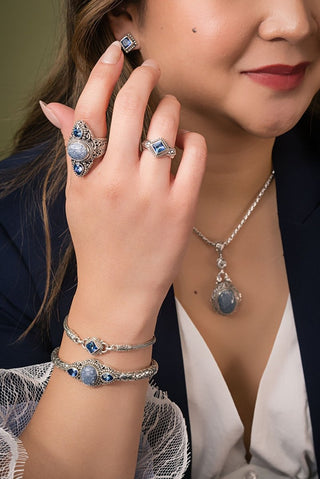 Calm Refuge Bracelet™ in Sheer Luck™ Mystic Topaz - Single Stone - only found at SARDA™