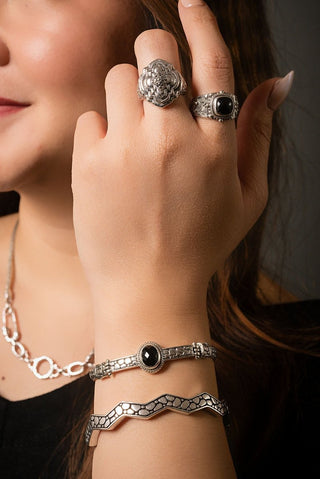 Eternal Hope Bracelet™ in Black Spinel - Chain - only found at SARDA™