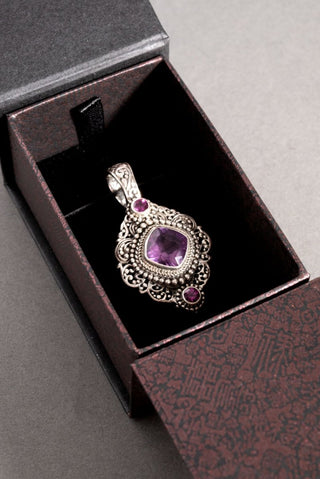 SARDA™ Gift Boxes - Branding Tools - only found at SARDA™