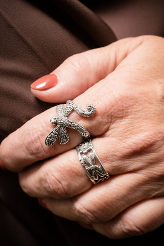 Spiritual Radiance Ring™ in Bamboo & Dragonfly - Dinner - only found at SARDA™